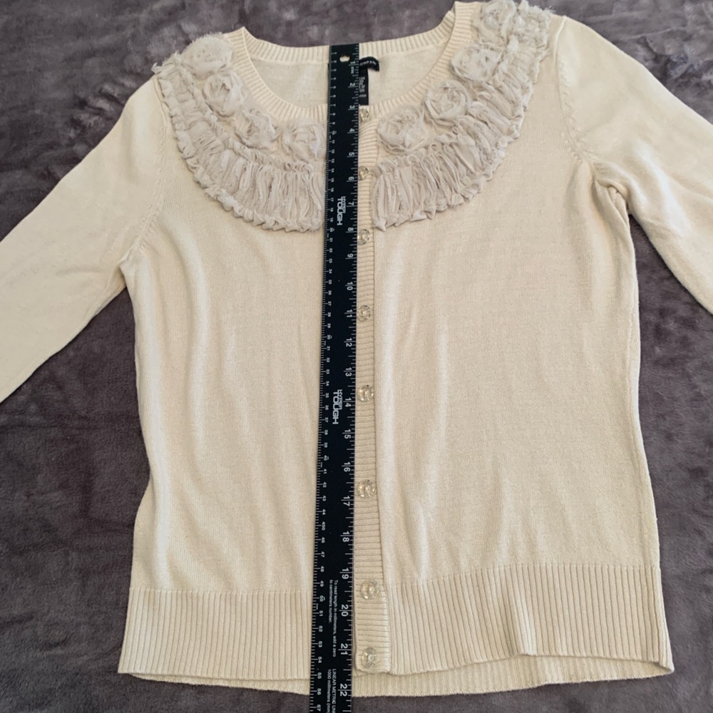New York and Co. Ivory Floral Embellished Cardigan - Picture 5 of 11